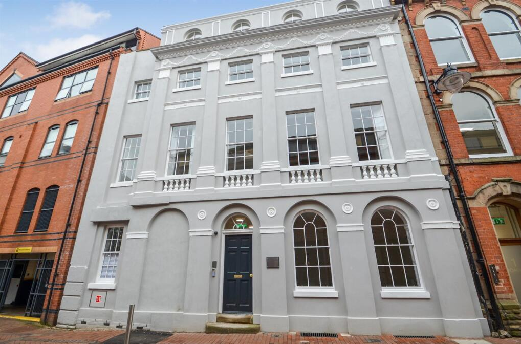 2 bed flat to rent in St. Marys Gate, Nottingham NG1, £1,200 pcm Zoopla