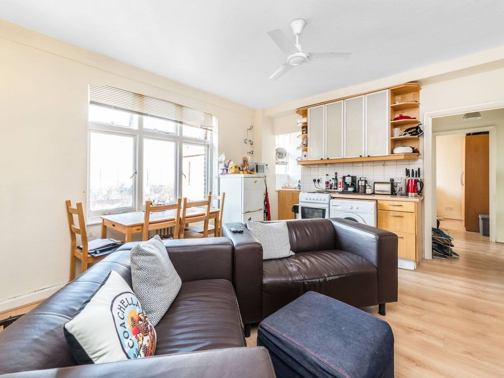 2 bed flat to rent in Abercorn Place, St John's Wood, London NW8, £