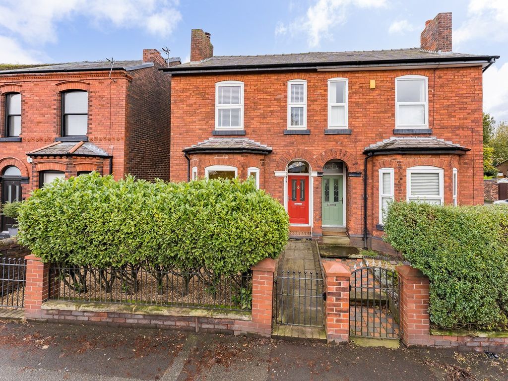 2 bed semidetached house for sale in Crow Lane East, NewtonLeWillows