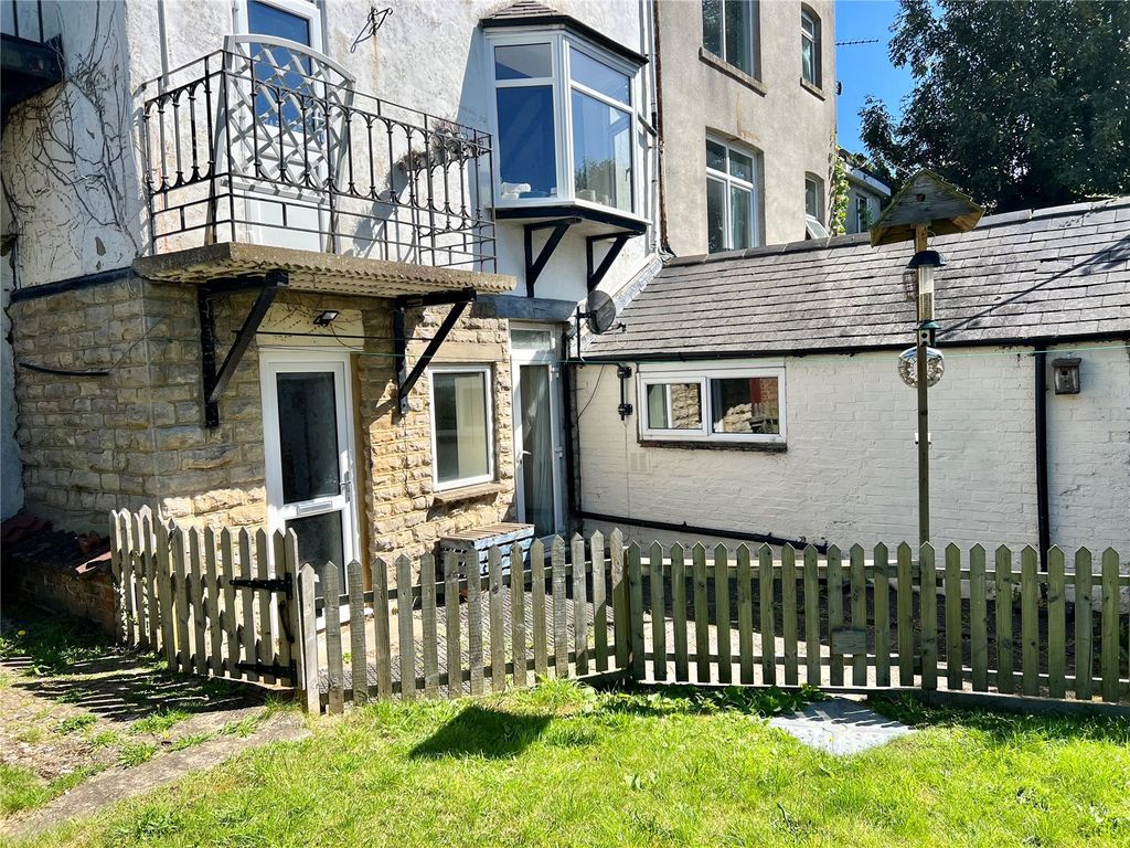 1 bed flat to rent in Banbury Road, Brackley NN13, £850 pcm Zoopla