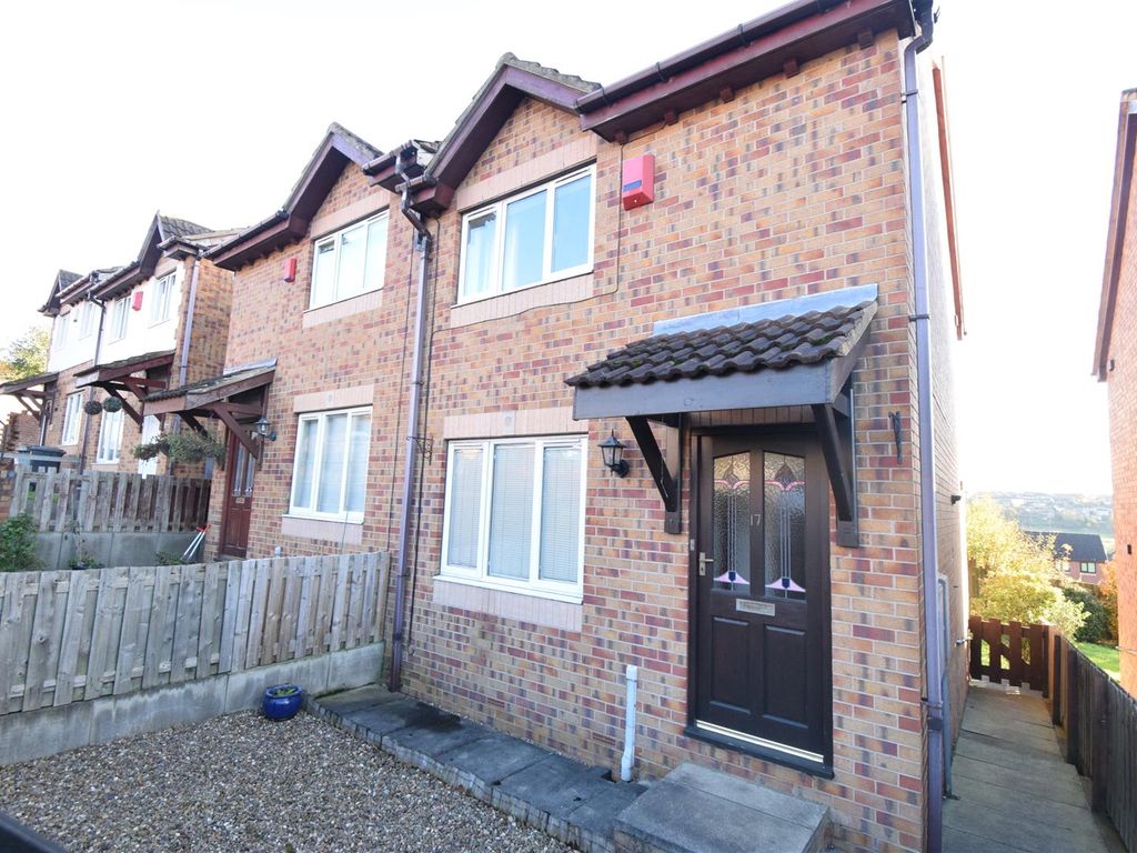 2 bed semidetached house to rent in Phoenix Court, Batley WF17, £700