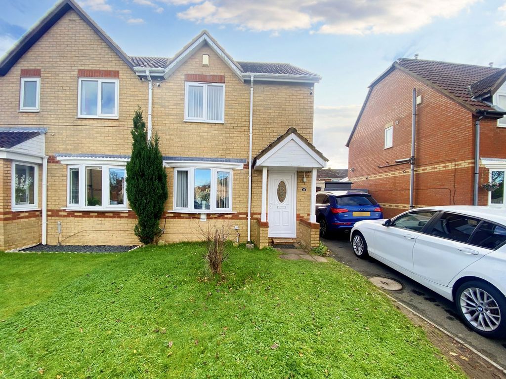 3 bed semidetached house for sale in Barsloan Grove, Peterlee SR8, £