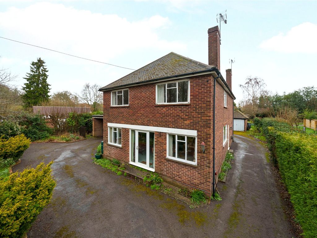 5 bed detached house for sale in Bisley, Woking, Surrey GU24 Zoopla