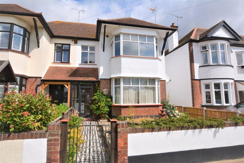 3 bed semidetached house for sale in Vaughan Avenue, SouthendOnSea