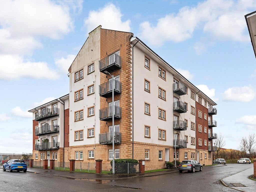 2 bed flat for sale in Campbell Street, Greenock, Inverclyde PA16, £