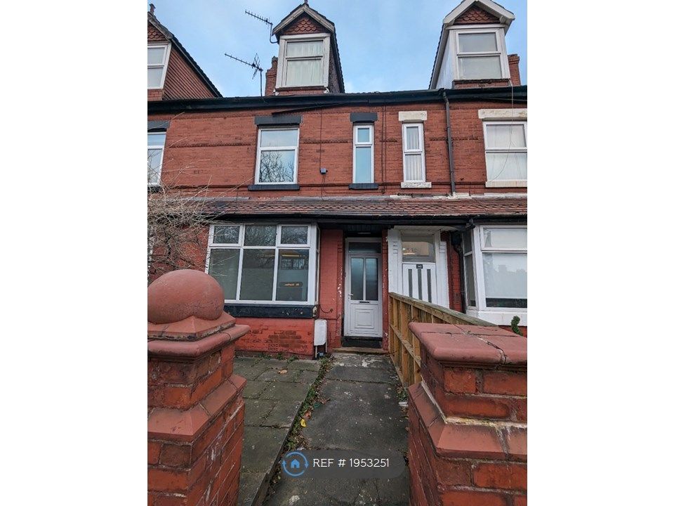 2 bed flat to rent in Barlow Moor Road, Manchester M21, £975 pcm Zoopla