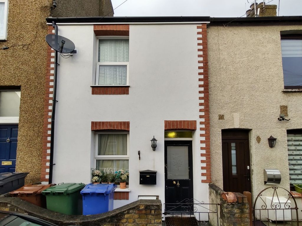 2 bed terraced house for sale in William Street, Grays RM17, £290,000