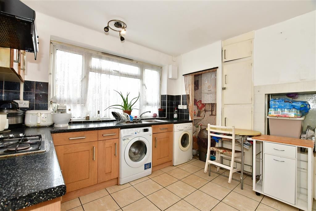 Munday Road, London E16  