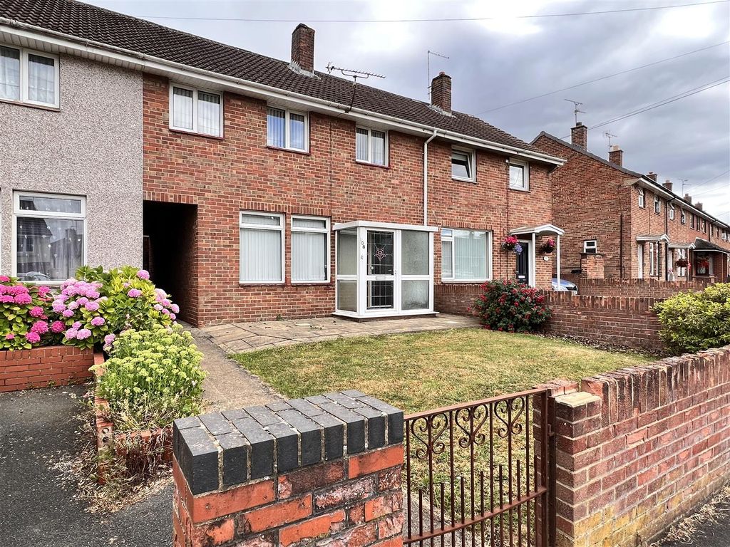 3 bed terraced house for sale in Penhill Drive, Swindon SN2 Zoopla