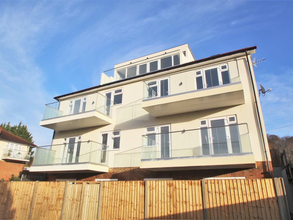 2 bed flat for sale in West Road, High HP12 Zoopla