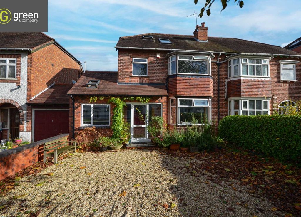 4 bed semidetached house for sale in Britwell Road, Boldmere, Sutton
