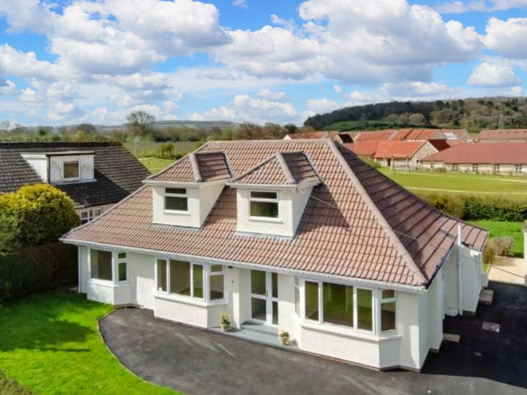 4 bed detached house for sale in Roman Road, Sandford, North