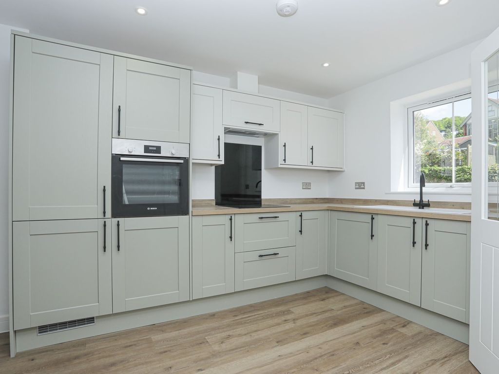 New home, 3 bed semidetached house for sale in 8 Railway Close