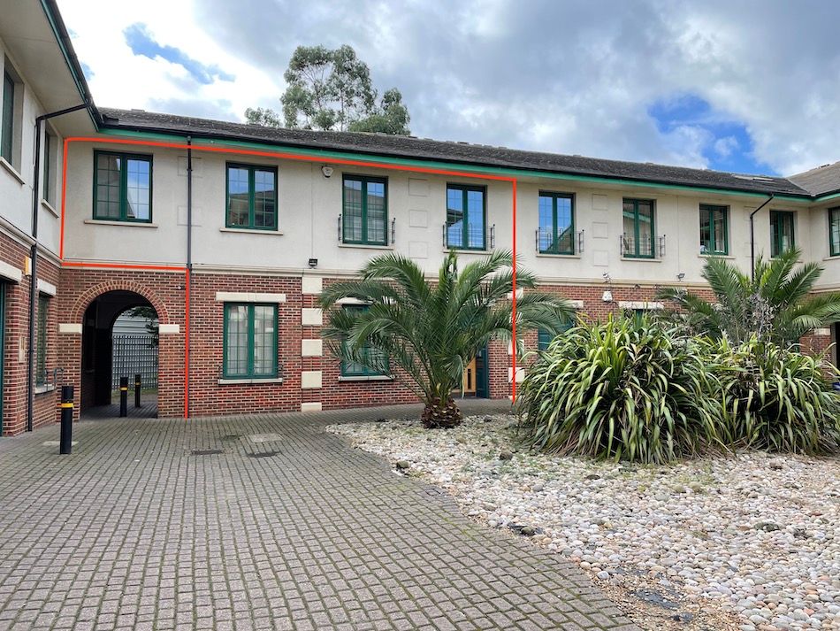 Office for sale in Southend Road, Woodford Green IG8, £695,000 Zoopla