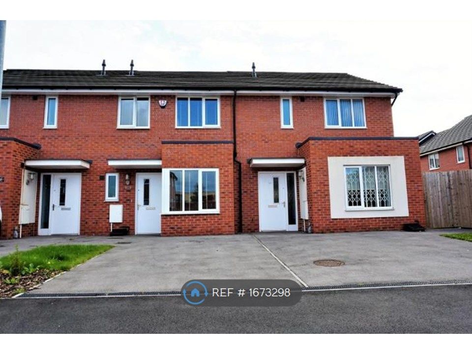 2 bed terraced house to rent in Wardle Street, Manchester M40 Zoopla