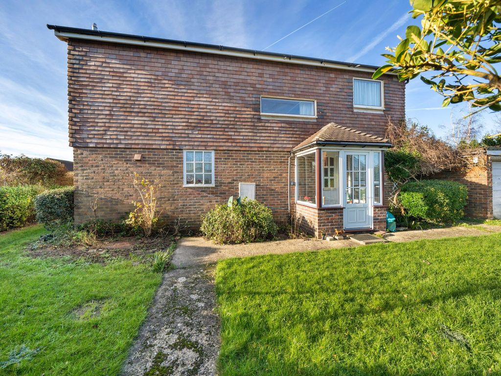 4 bed detached house for sale in Saxon Close, Pagham, Bognor Regis PO21