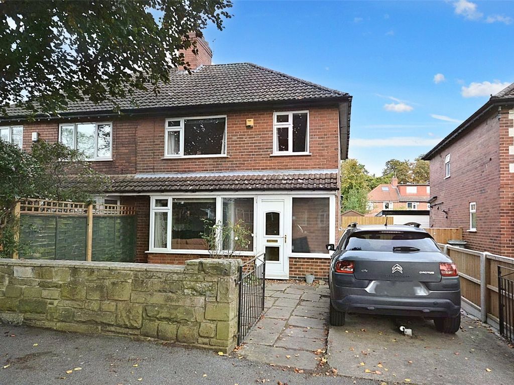 3 bed semidetached house for sale in Parkland Drive, Leeds, West