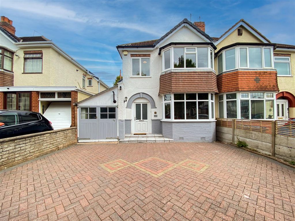 3 bed semidetached house for sale in Chelston Road, Northfield