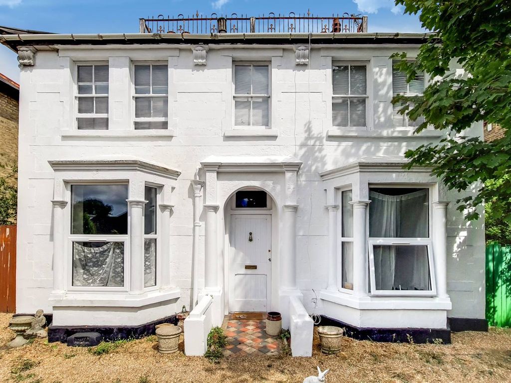 4 bed detached house for sale in Eton Road, Datchet, Slough SL3 Zoopla
