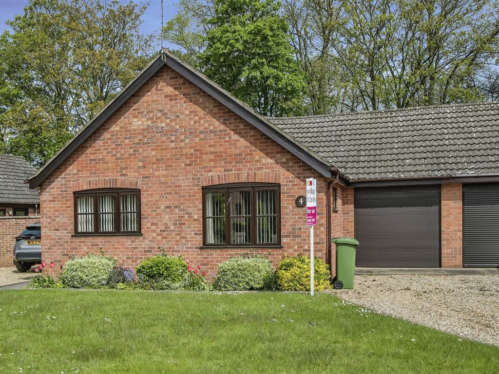 2 bed bungalow for sale in Antingham Drive, North Walsham NR28 Zoopla