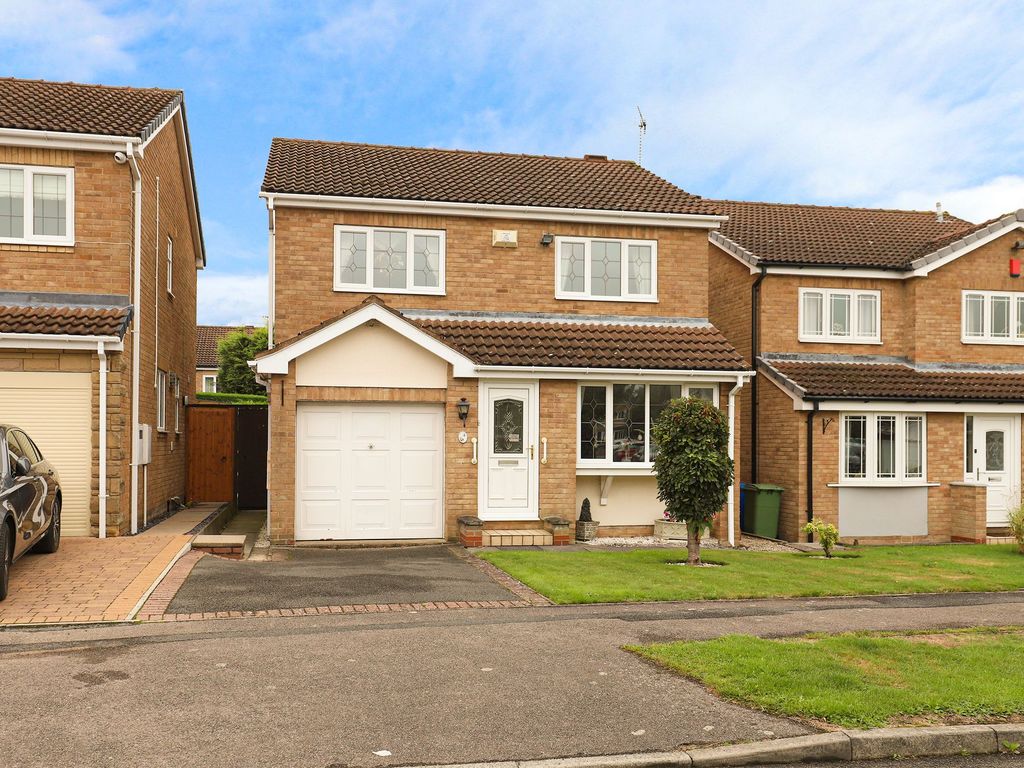 4 bed detached house for sale in Holme Park Avenue, Chesterfield S41