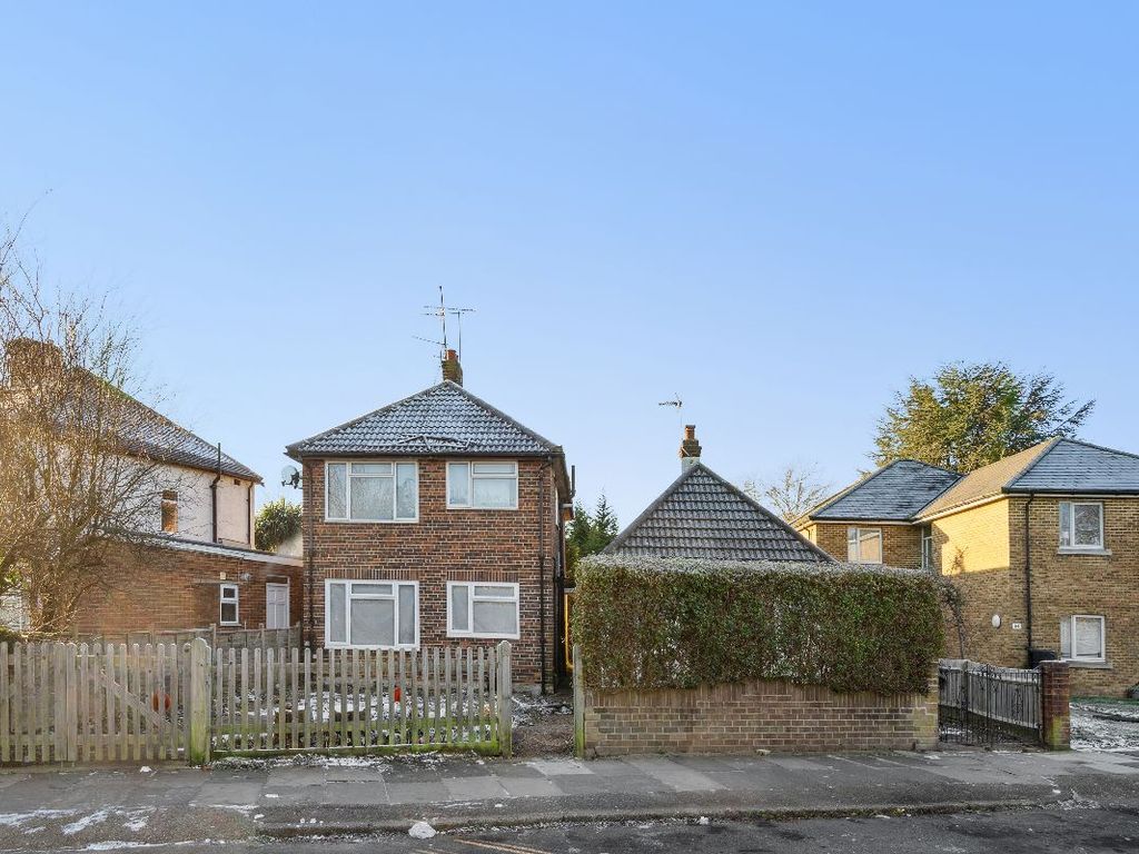 Harvey Road, Hounslow TW4  