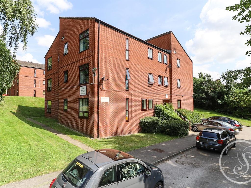 2 bed flat for sale in Mount Pleasant Gardens, Chapel Allerton, Leeds