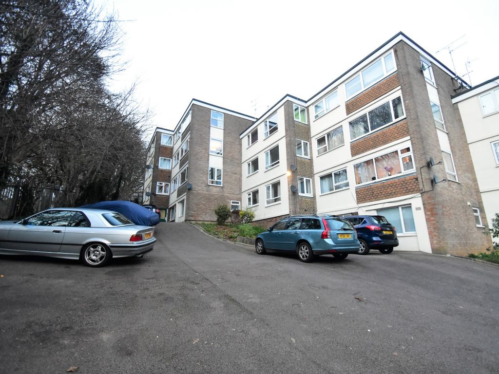 Richmond Hill, Luton, Bedfordshire LU2  