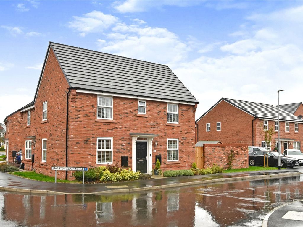 3 bed semidetached house for sale in Marston Moor Close, Henhull