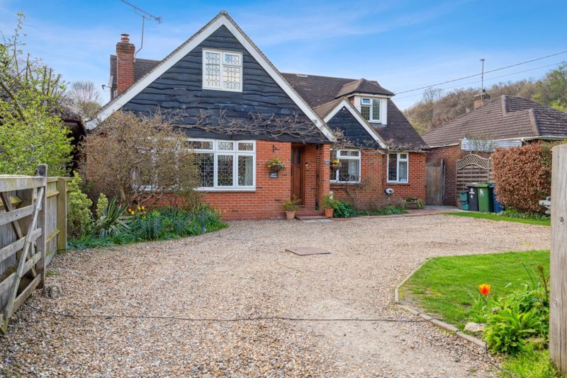 4 bed detached house for sale in Marlow Bottom, Marlow SL7 Zoopla