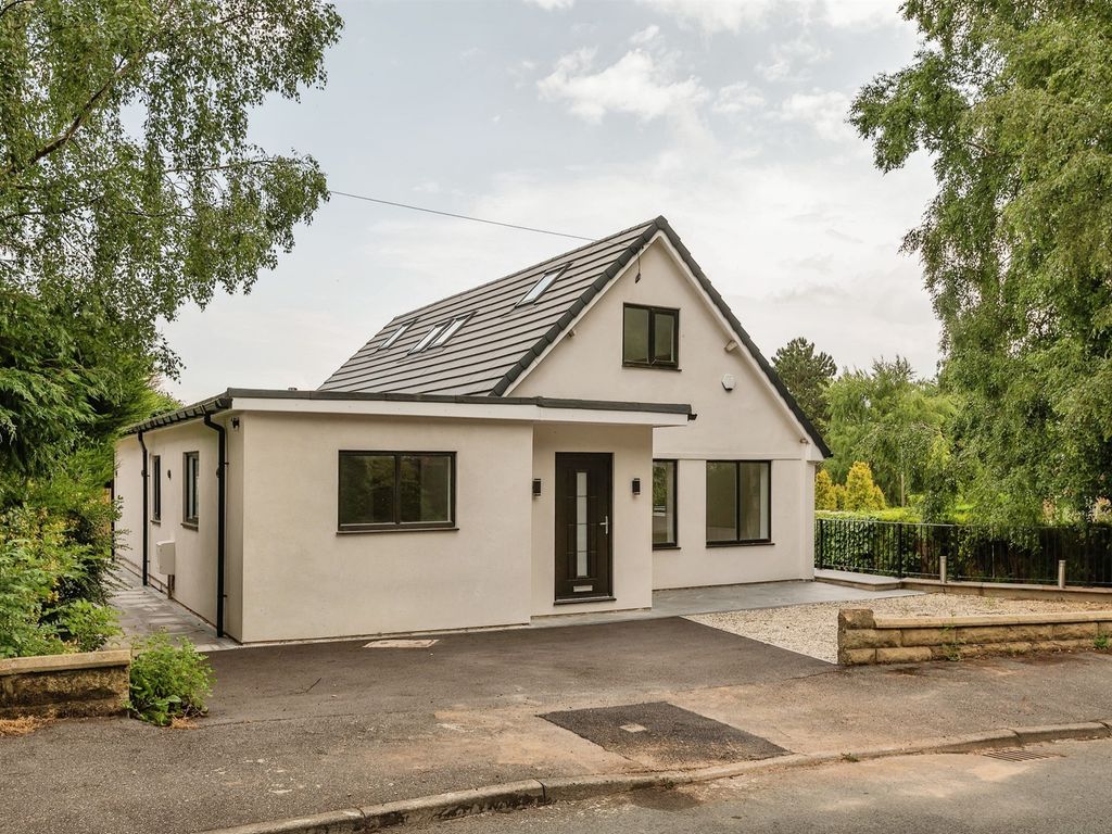 4 bed detached house for sale in Greenside, Denby Dale, Huddersfield