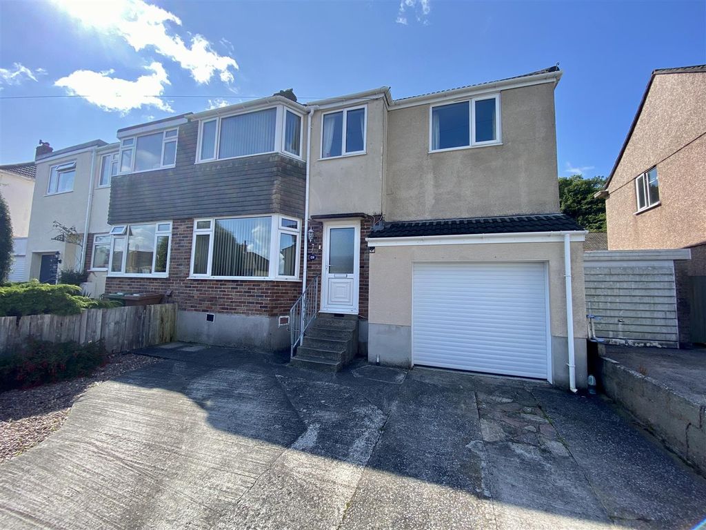 4 bed semidetached house for sale in Woodland Drive, Plympton