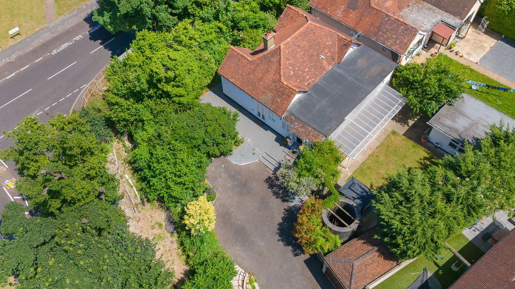 4 bed detached house for sale in Ridge Lane, Watford, Hertfordshire