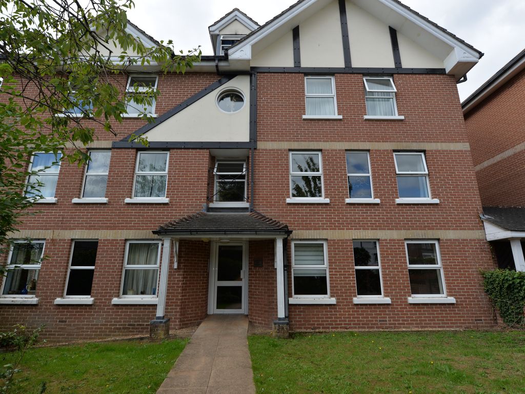 2 bed flat to rent in Westridge Road, Southampton SO17 Zoopla