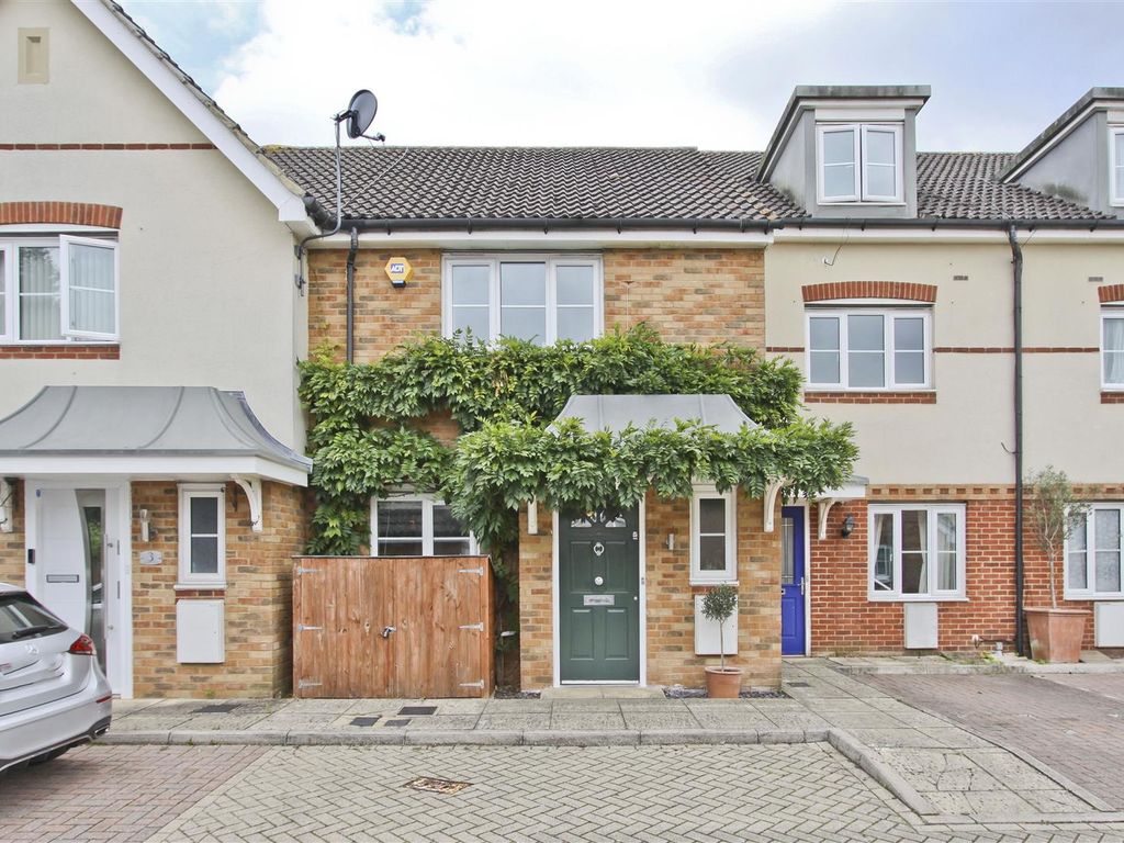 3 bed terraced house for sale in Appleby Close, Hillingdon UB8, £525,000 Zoopla