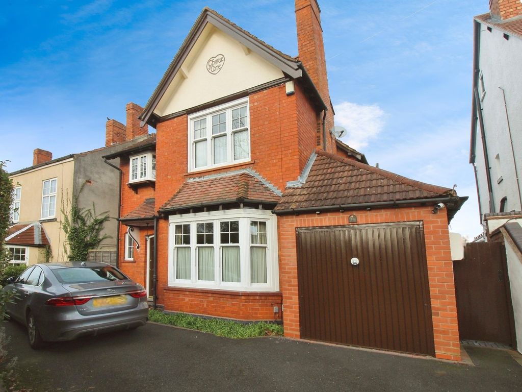 4 bed detached house for sale in Vicarage Road, Yardley, Birmingham