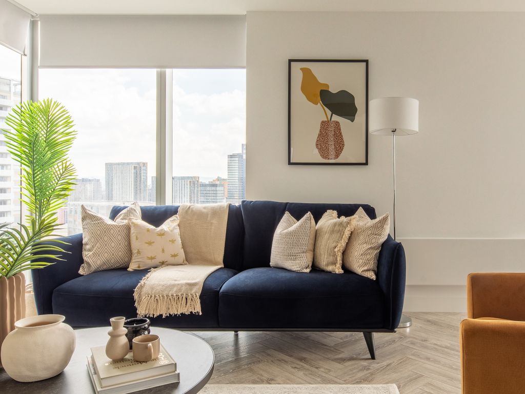 3 bed town house to rent in Bankside Boulevard, Cortland At Colliers