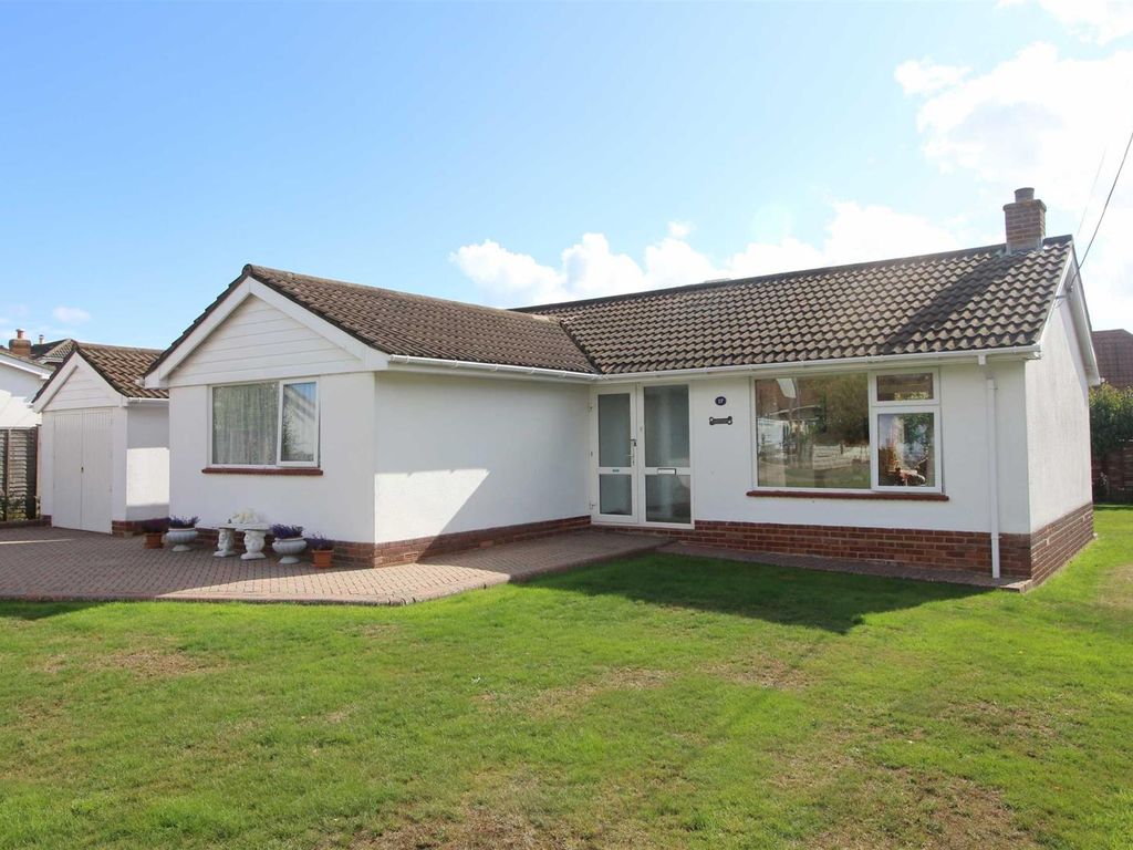 2 bed detached bungalow for sale in Waverley Road, New Milton BH25 Zoopla