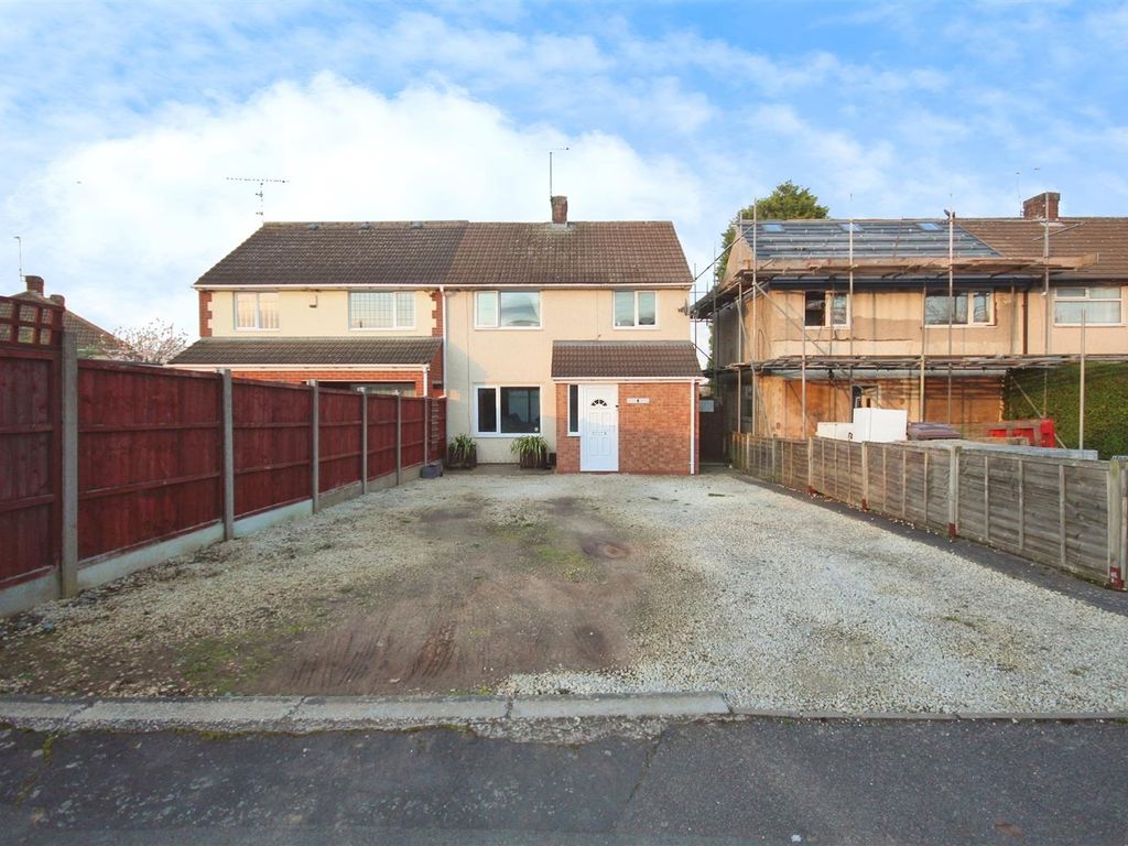 3 bed semidetached house for sale in Synkere Close, Keresley End