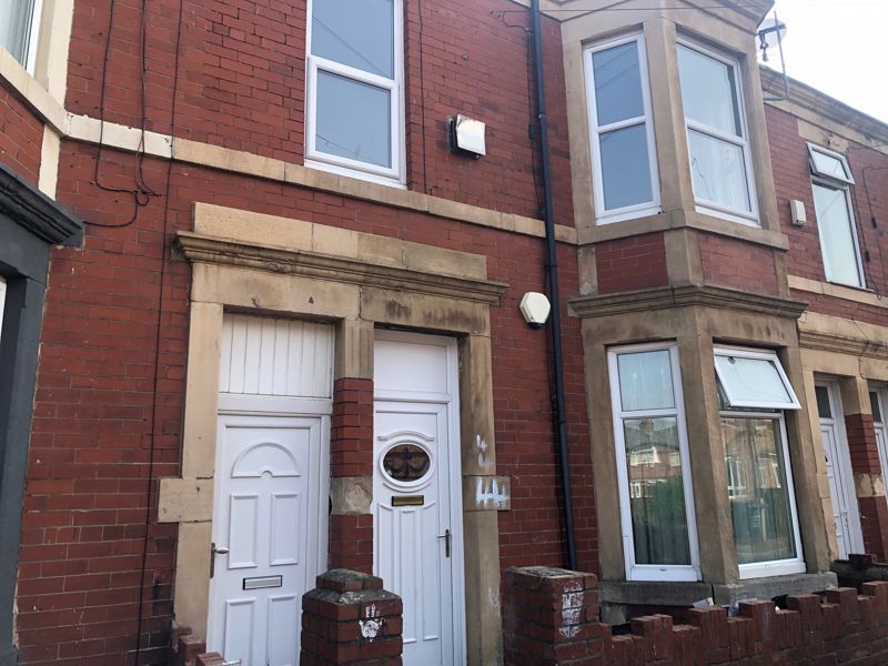 3 bed flat for sale in Emily Street, Walker, Newcastle Upon Tyne NE6 Zoopla