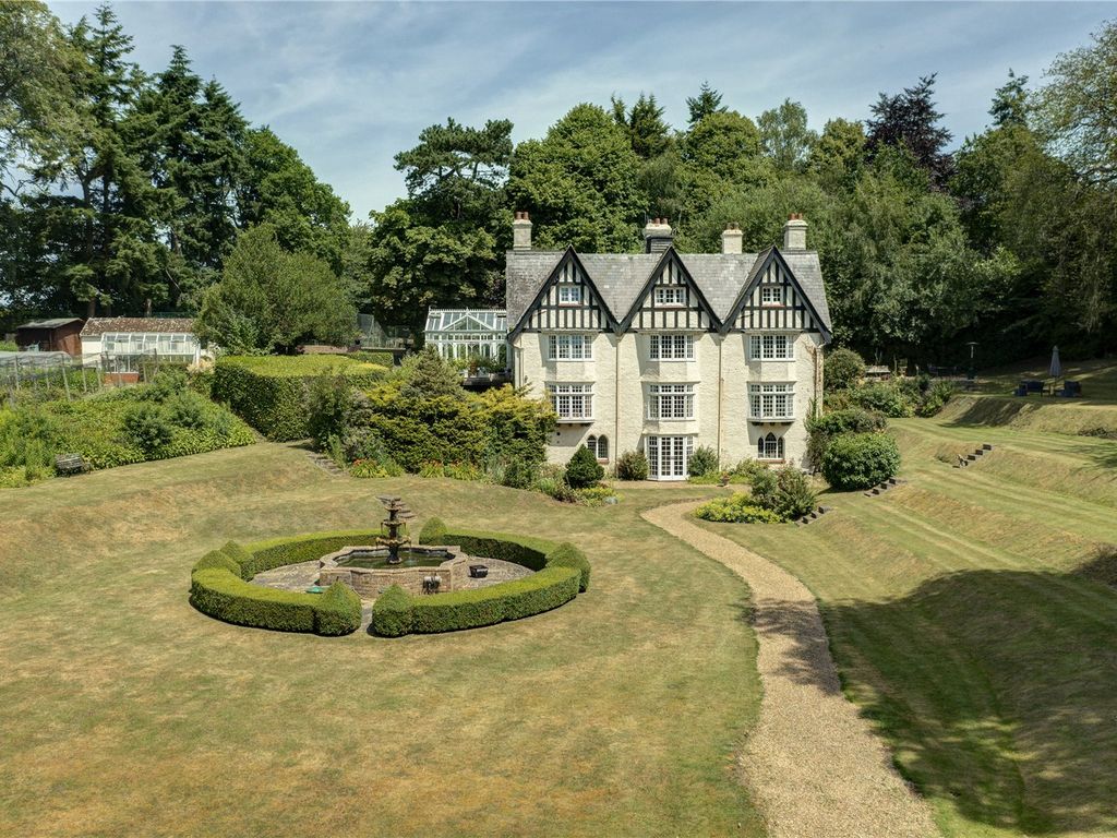 6 bed detached house for sale in Frith Hill, Great Missenden HP16, £