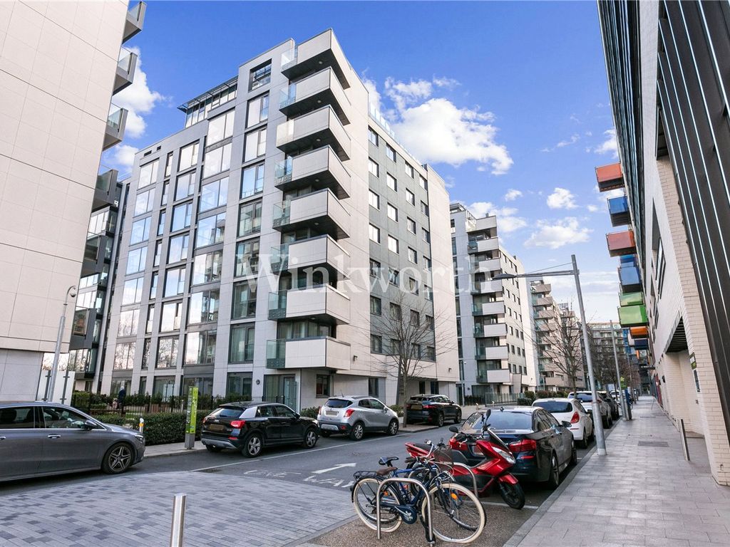 2 bed flat to rent in Kingfisher Heights, London N17 Zoopla