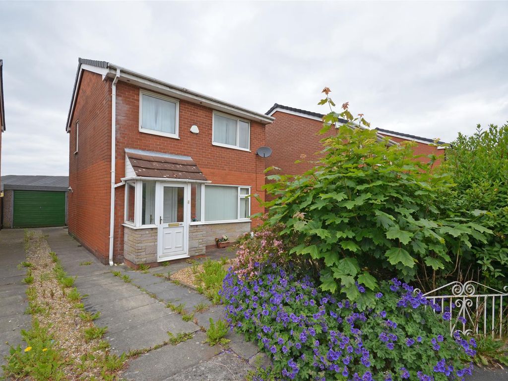 3 bed detached house for sale in Ravenwood Drive, Audenshaw, Manchester