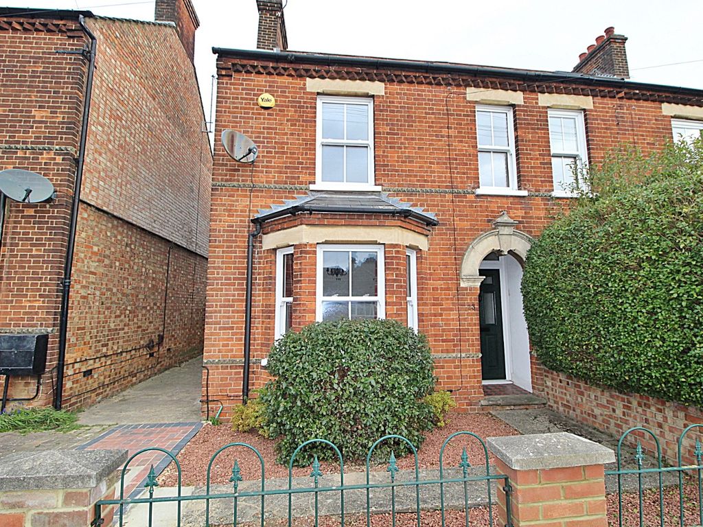 3 bed semidetached house to rent in Kings Road, Flitwick, Bedford
