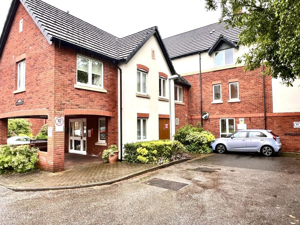 1 bed flat for sale in Sandhurst Street, Oadby, Leicester LE2, £85,000