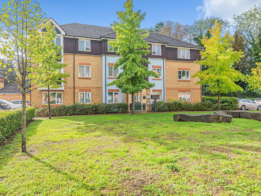 Power Close, Guildford GU1  