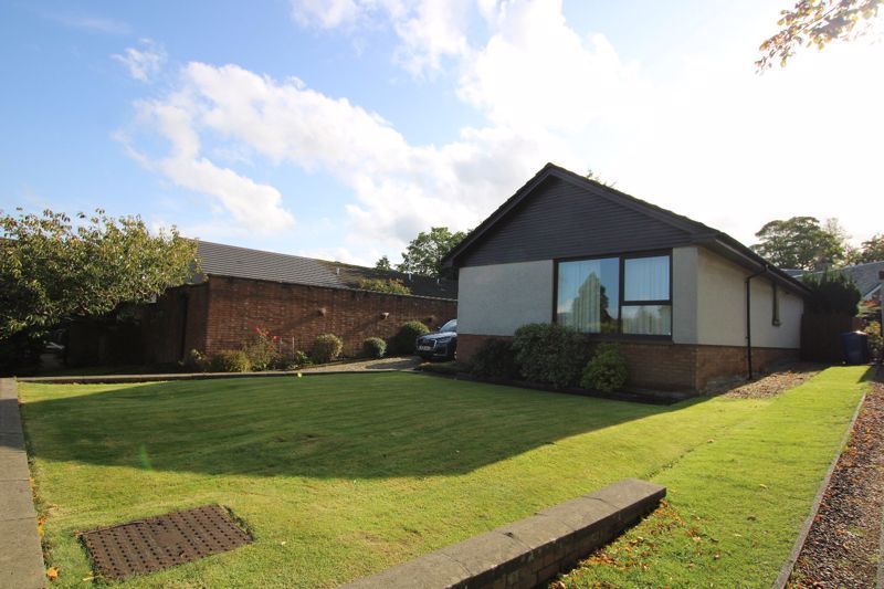 2 bed detached bungalow for sale in Helenslee Court, Dumbarton G82, £220,000 Zoopla