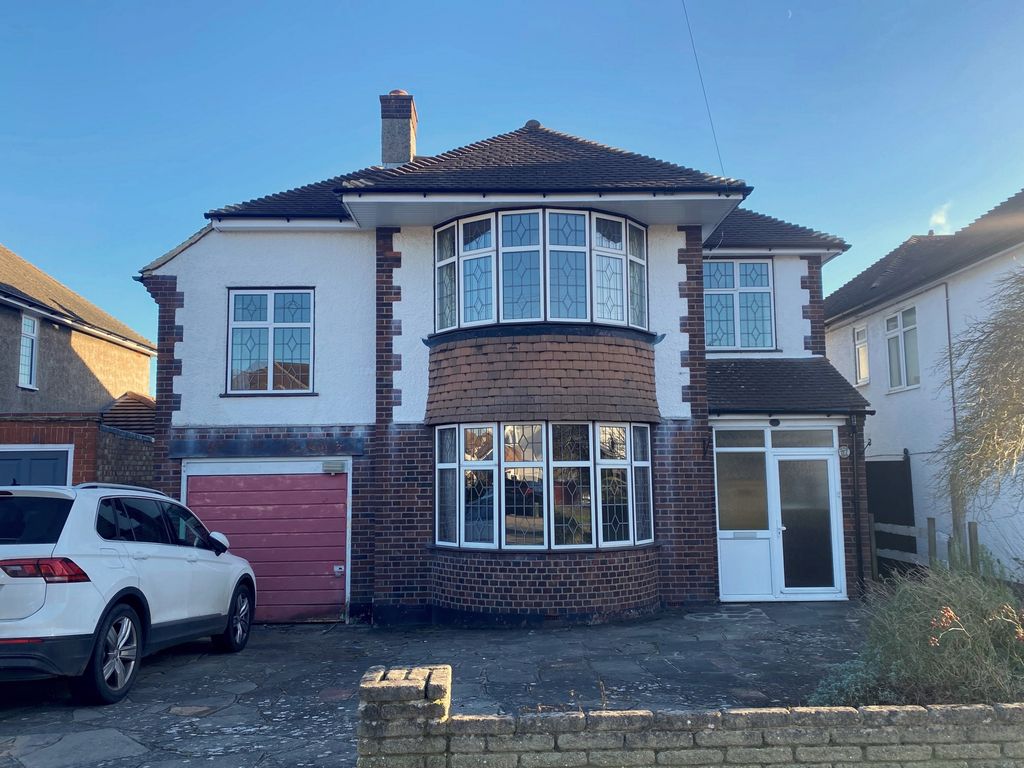 4 bed detached house for sale in The Ridge, Orpington BR6, £850,000