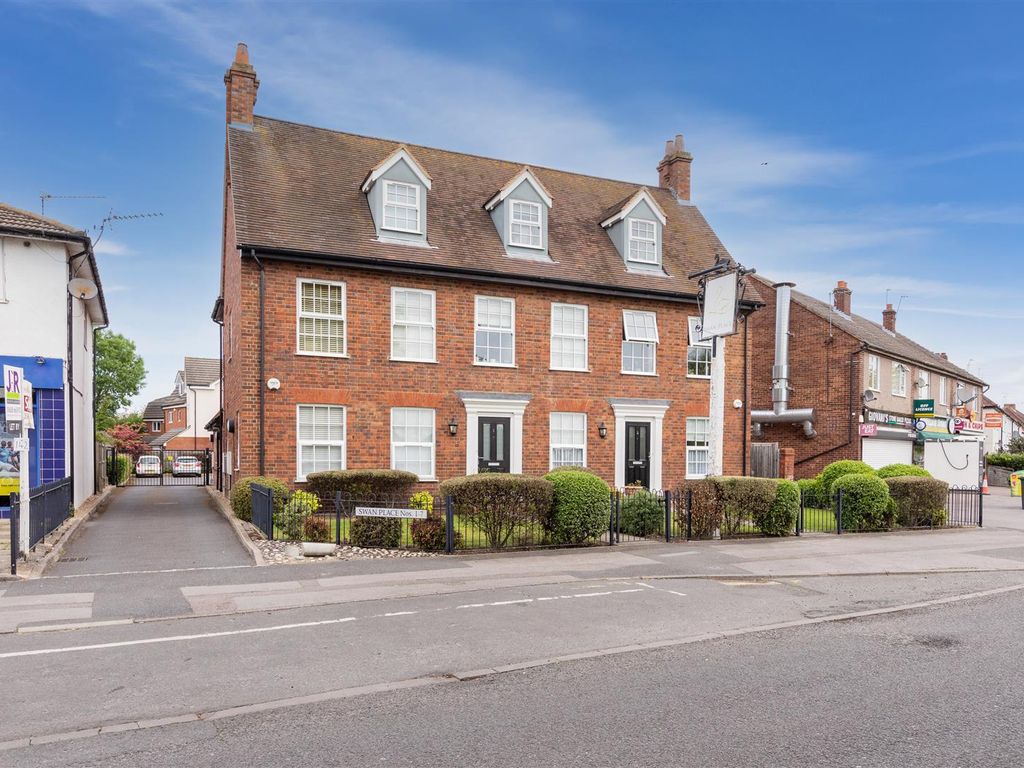 2 bed flat for sale in Lower Cippenham Lane, Cippenham, Slough SL1 Zoopla