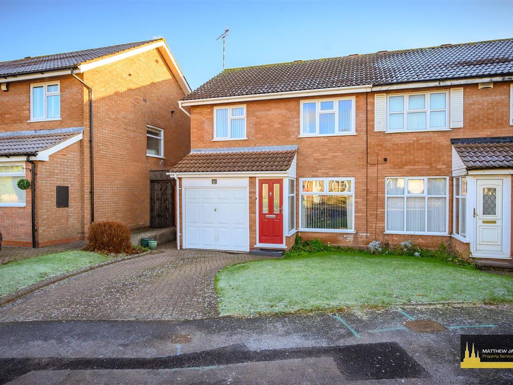 3 bed semidetached house for sale in Eacott Close, Keresley, Coventry